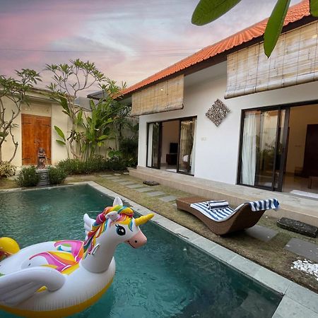 Villa Sinergi 2Br Tranquil Villa In Seminyak Exterior photo